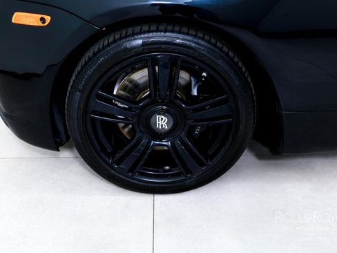 Used 2020 Rolls-Royce Wraith image 31