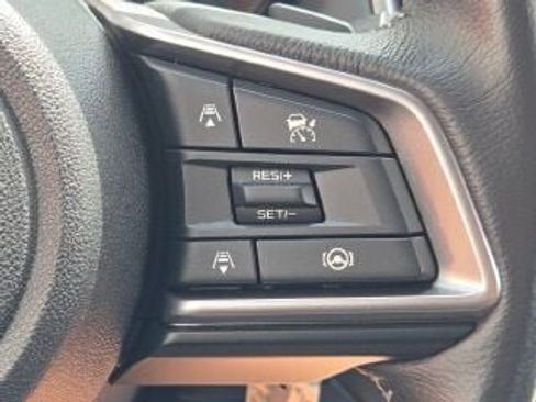 Used 2023 Subaru Outback Premium AWD/4WD image 31