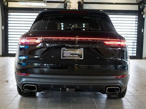 Certified 2023 Porsche Cayenne AWD/4WD image 9