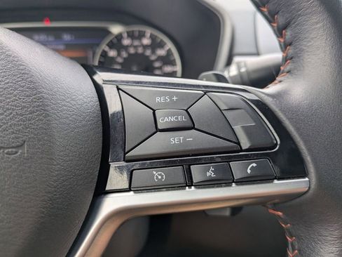 Used 2025 Nissan Altima 2.5 SR FWD image 18