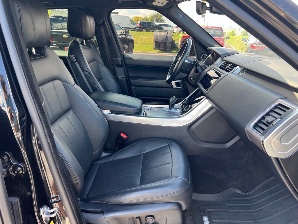 Used 2018 Land Rover Range Rover Sport HSE AWD/4WD image 14