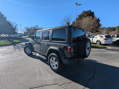 Certified 2022 Jeep Wrangler Sport S image 7