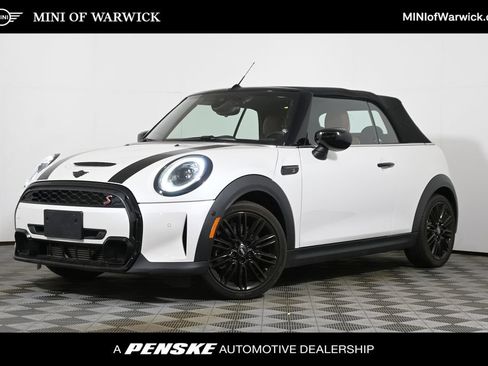 Used 2023 MINI Cooper S FWD image 1