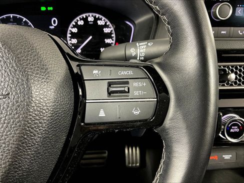 Used 2024 Honda Civic Sport image 11