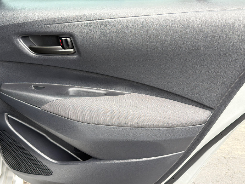 Used 2025 Toyota Corolla LE FWD image 19