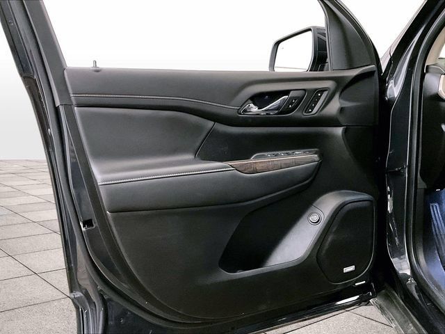 Used 2023 GMC Acadia Denali w/ Denali Technology Package AWD/4WD image 22