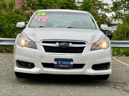 Used 2014 Subaru Legacy 2.5i Premium AWD/4WD image 8