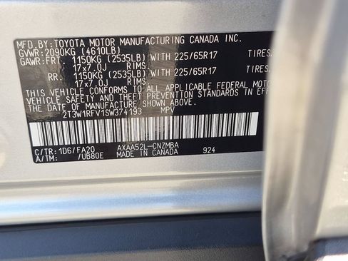 Used 2025 Toyota RAV4 XLE FWD image 21