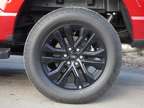 New 2025 Ford F150 Lariat w/ Equipment Group 502A High image 21