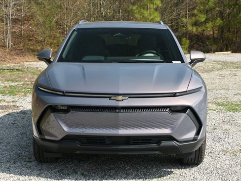 New 2026 Chevrolet Equinox EV LT FWD image 3
