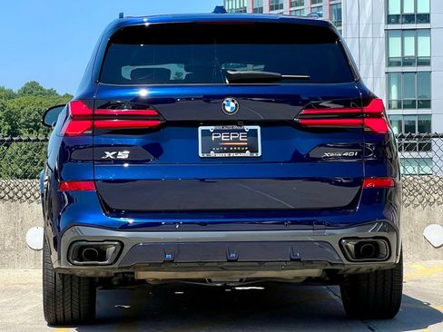 Used 2026 BMW X5 xDrive40i w/ M Sport Package AWD/4WD image 6