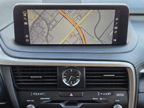 Used 2022 Lexus RX 350L Luxury image 24