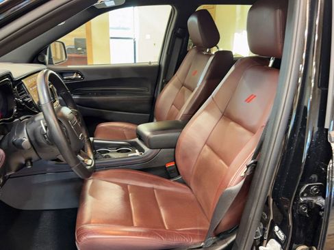 Used 2025 Dodge Durango R/T w/ Blacktop Package image 8