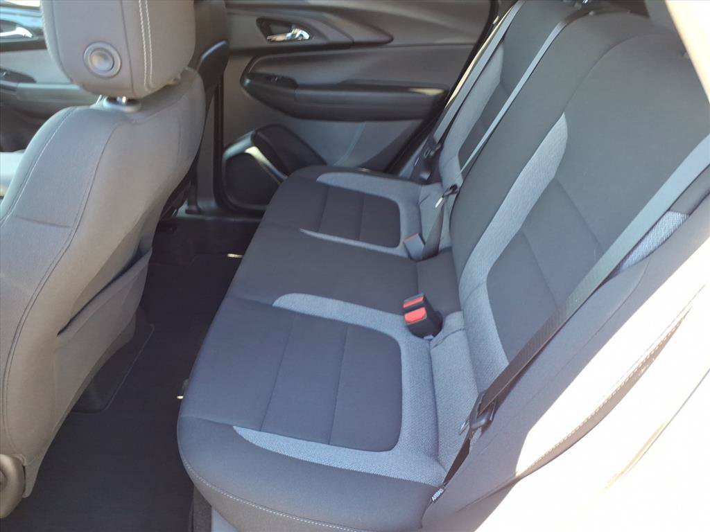 Used 2024 Chevrolet TrailBlazer LT FWD image 12