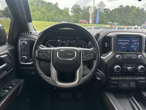 Used 2021 GMC Sierra 1500 Denali w/ Denali Ultimate Package AWD/4WD image 23