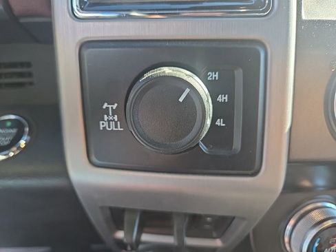 Used 2020 Ford F250 Platinum w/ FX4 Off-Road Package image 6