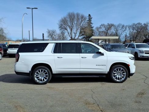 Used 2021 Chevrolet Suburban LS w/ Max Trailering Package image 2