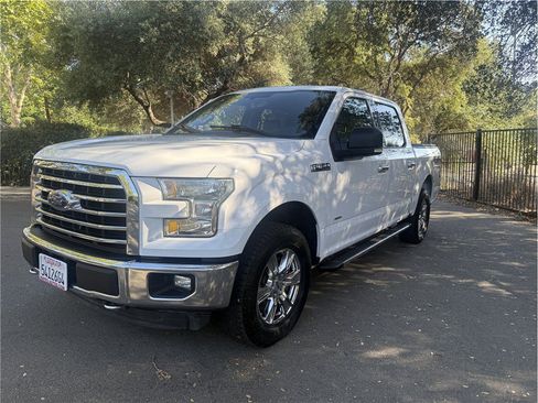 Used 2015 Ford F150 XLT w/ Equipment Group 302A Luxury AWD/4WD image 1
