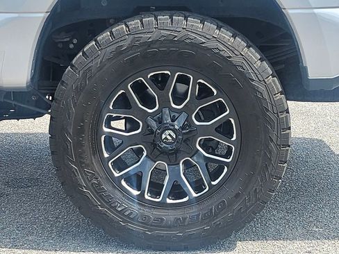 Certified 2020 Ford F250 Platinum w/ FX4 Off-Road Package AWD/4WD image 14