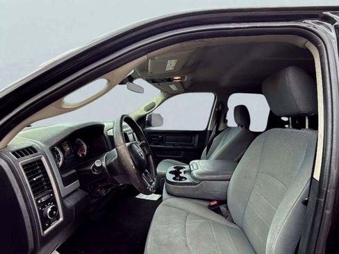 Used 2017 RAM 1500 Express image 14