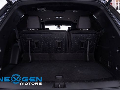 Used 2023 Chevrolet Traverse RS w/ LPO, Floor Liner Package image 45