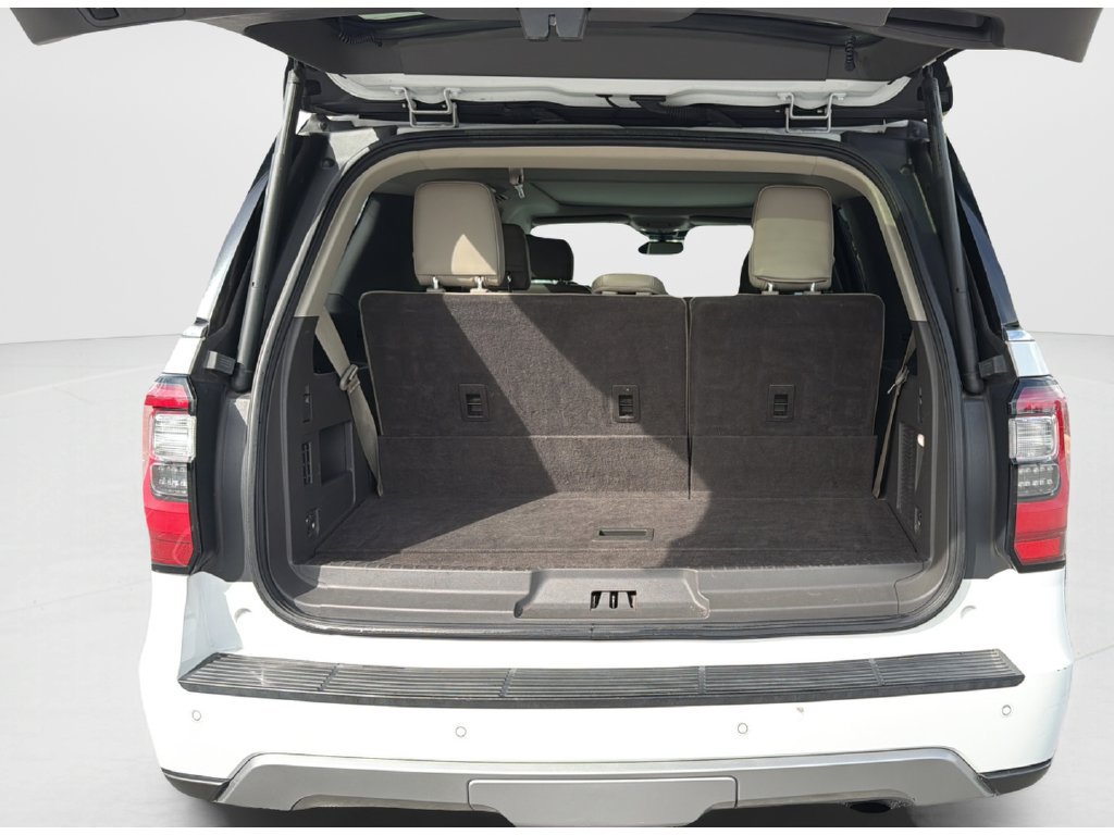 Used 2018 Ford Expedition Limited w/ Equipment Group 302A RWD image 10