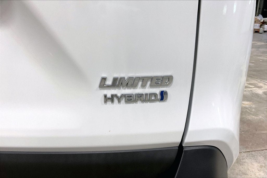Used 2023 Toyota RAV4 Limited AWD/4WD image 25