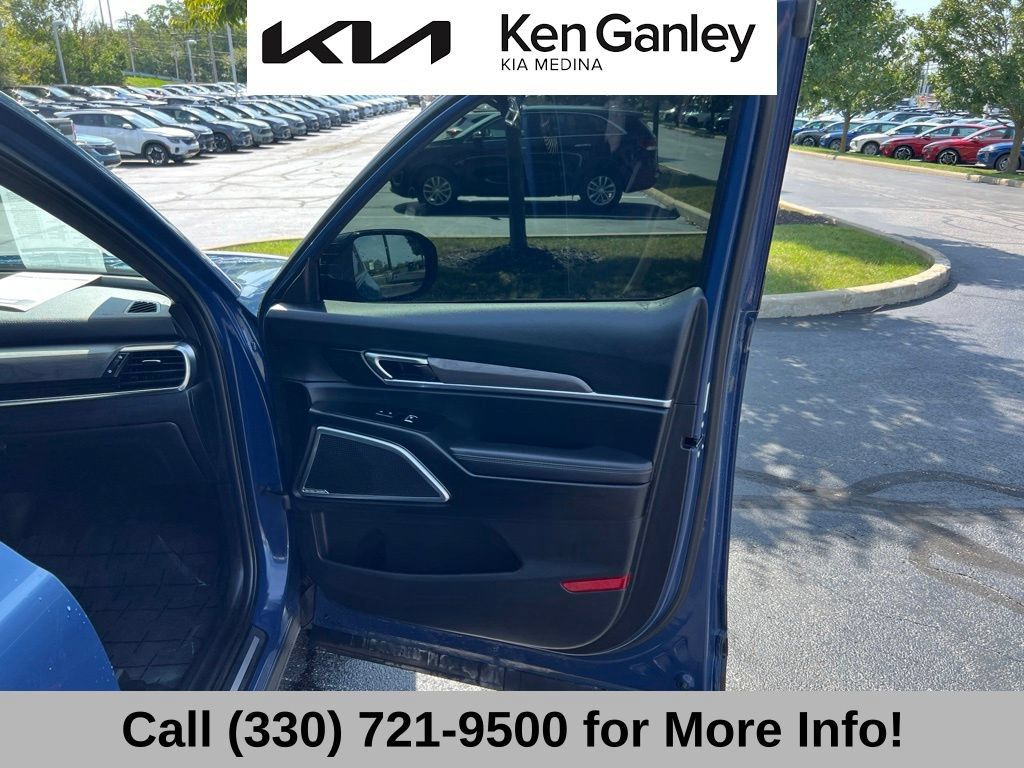 Certified 2023 Kia Telluride SX Prestige X-Pro AWD/4WD image 59
