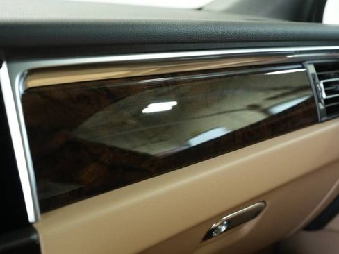 New 2026 Porsche Macan S image 38