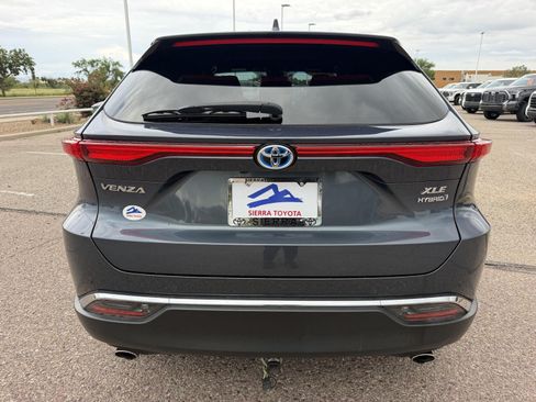 Used 2021 Toyota Venza XLE w/ Softex Package AWD/4WD image 5