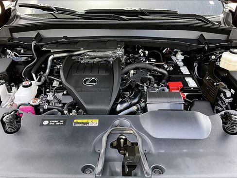 Used 2025 Lexus TX 350 AWD w/ Technology Package image 32