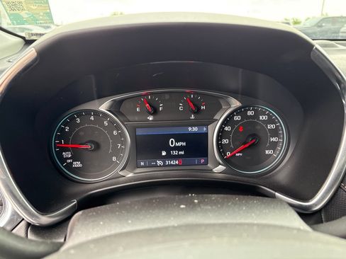 Used 2024 Chevrolet Equinox Premier FWD image 16