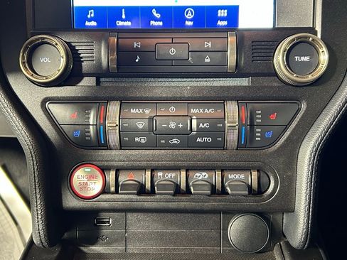 Used 2022 Ford Mustang Shelby GT500 w/ Technology Package image 20