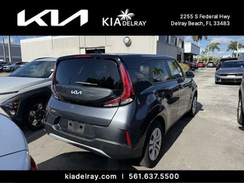 Certified 2023 Kia Soul LX FWD image 7