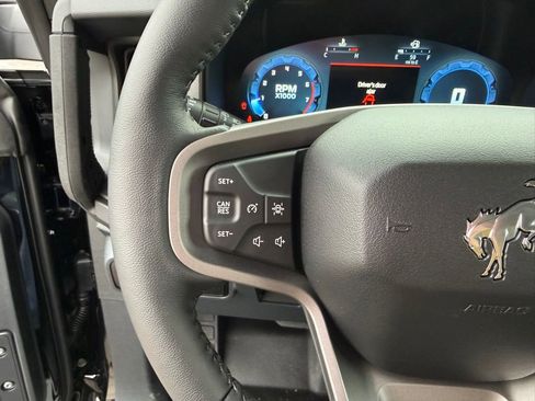 New 2025 Ford Bronco Badlands image 16