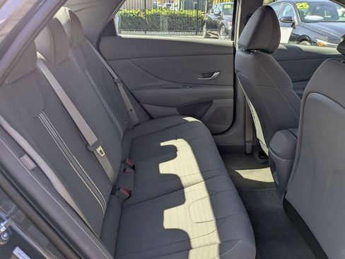 Certified 2025 Hyundai Elantra Sport FWD image 28