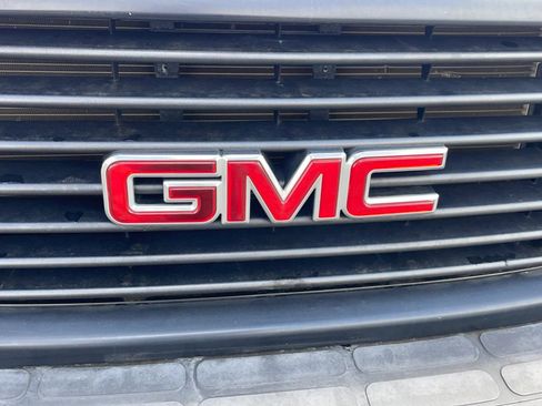Used 2019 GMC Savana 3500 RWD image 41