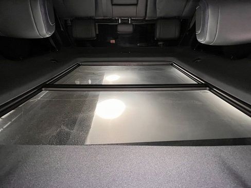 Used 2024 Toyota Tundra Platinum image 5