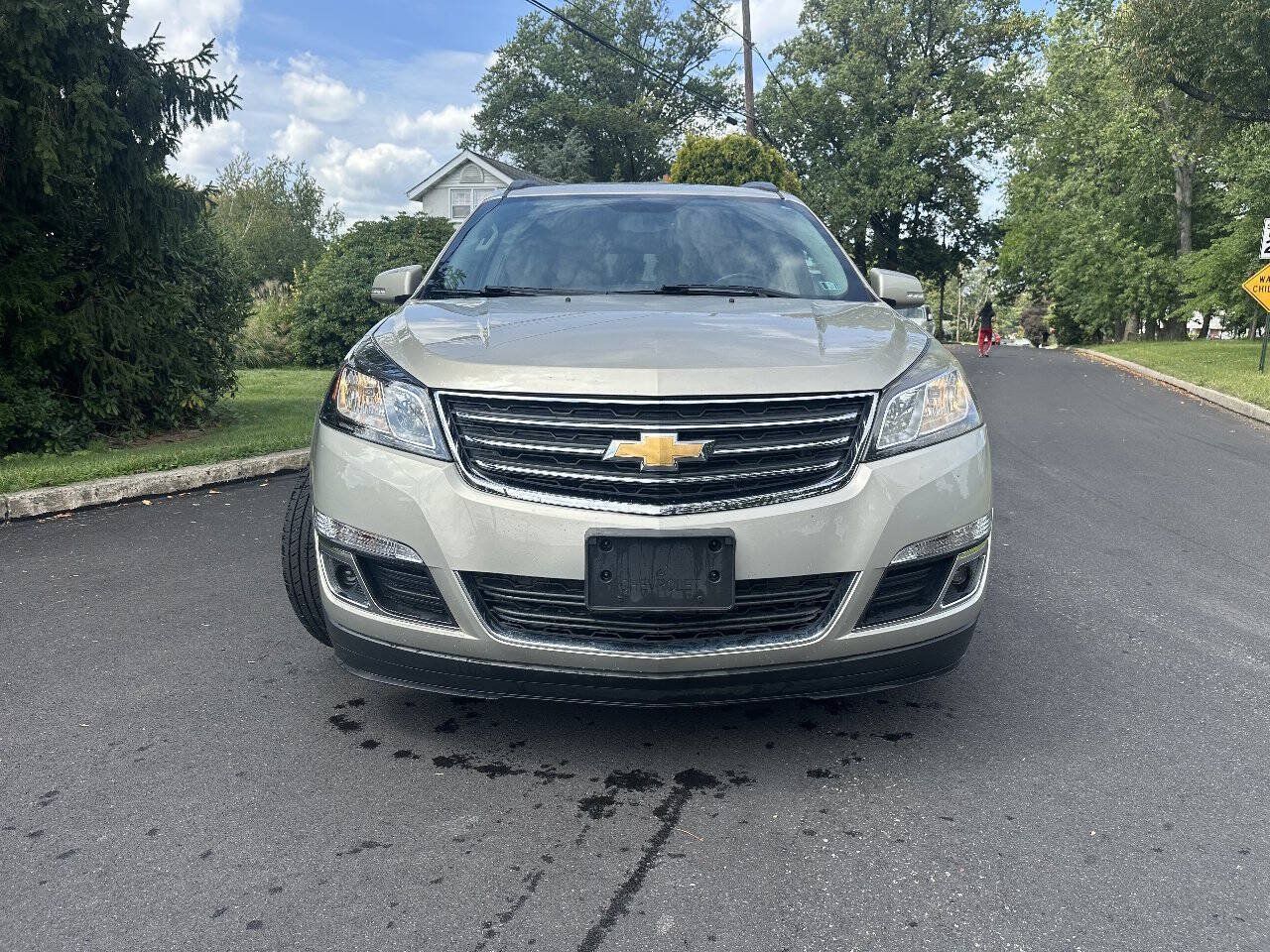 Used 2016 Chevrolet Traverse LT AWD/4WD image 3