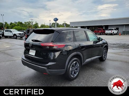 Used 2025 Nissan Rogue SV FWD image 6