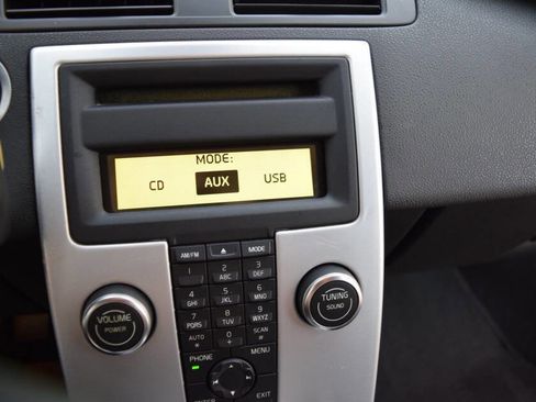 Used 2011 Volvo V50 T5 image 63