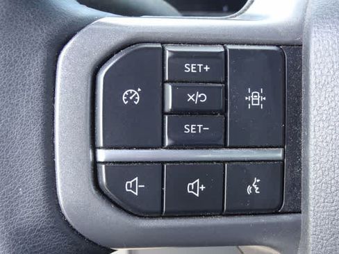 Used 2025 Ford F150 XLT w/ Equipment Group 301A Standard AWD/4WD image 16