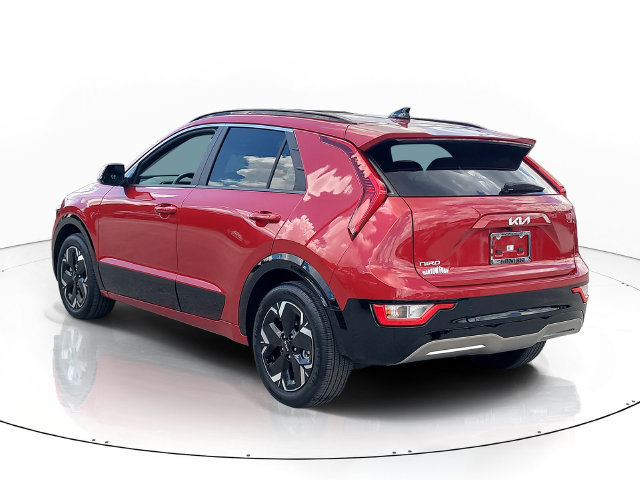 Used 2025 Kia Niro Wind w/ Wind Preserve Package FWD image 7