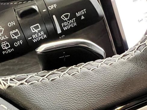 New 2025 Jeep Grand Cherokee Overland w/ Adv Protech Group III image 25