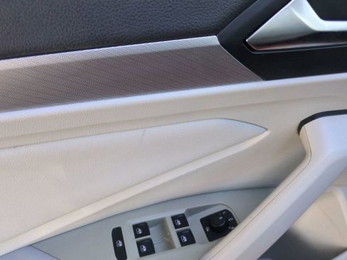 Used 2019 Volkswagen Jetta S w/ Driver Assistance Package image 12