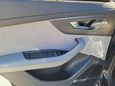 Certified 2024 Audi SQ8 Prestige image 12