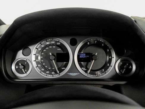 Used 2015 Aston Martin V8 Vantage GT RWD image 37