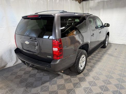 Used 2010 Chevrolet Suburban LT AWD/4WD image 8