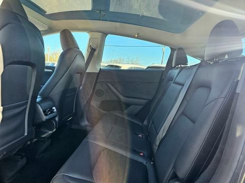 Used 2023 Tesla Model Y Long Range image 21