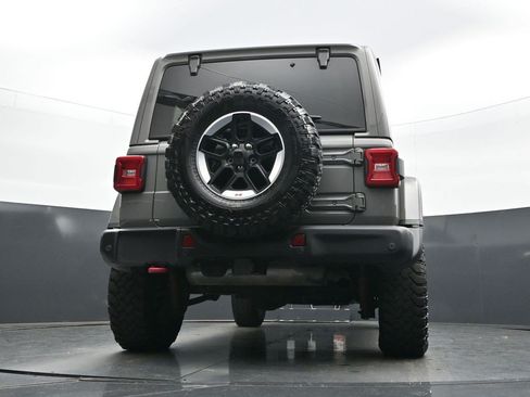 Used 2021 Jeep Wrangler Unlimited Rubicon w/ Dual Top Group AWD/4WD image 26